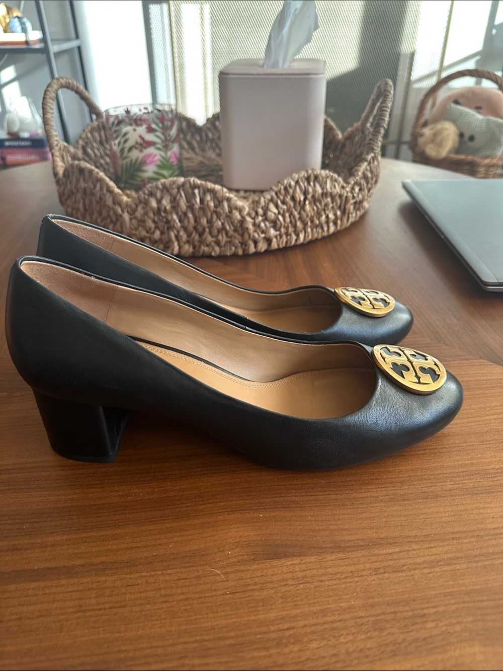 Tory Burch Black Leather Block Heels with Gold Logo - Picture 6 of 7